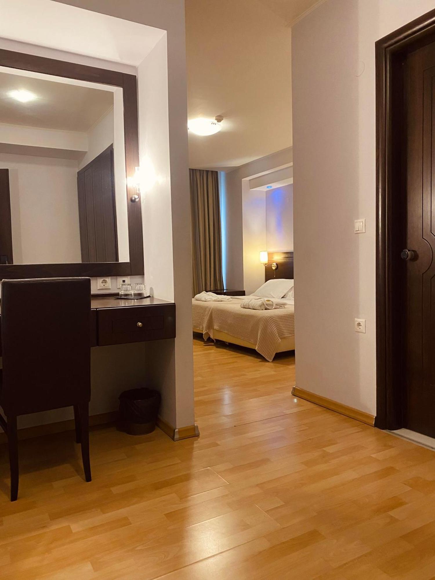 Flisvos Hotel Nafpaktos Esterno foto